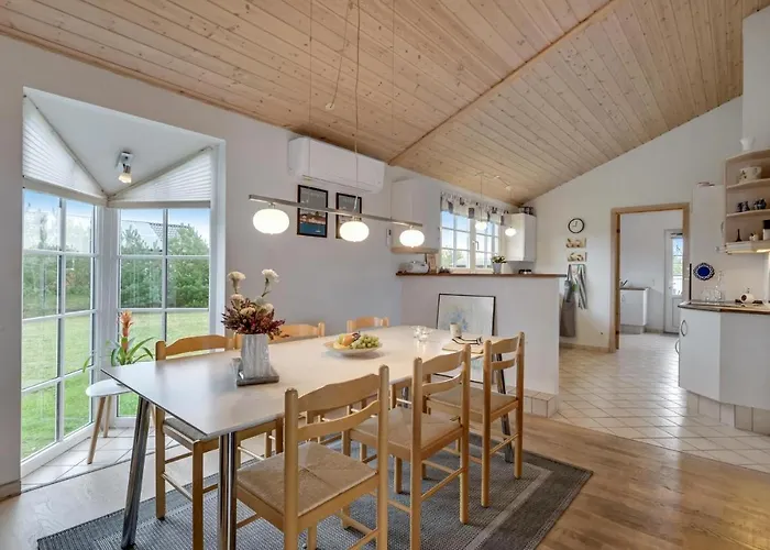 Gorgeous In With Wifi Ferienhaus