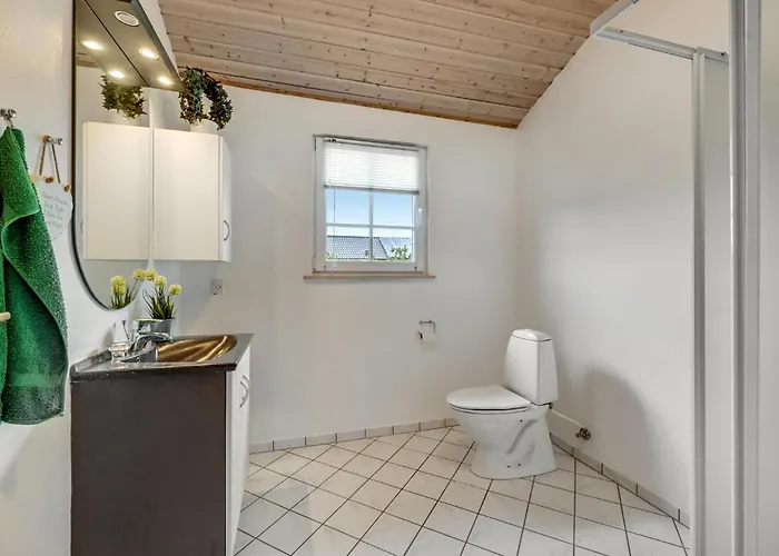 Ferienhaus Gorgeous In With Wifi