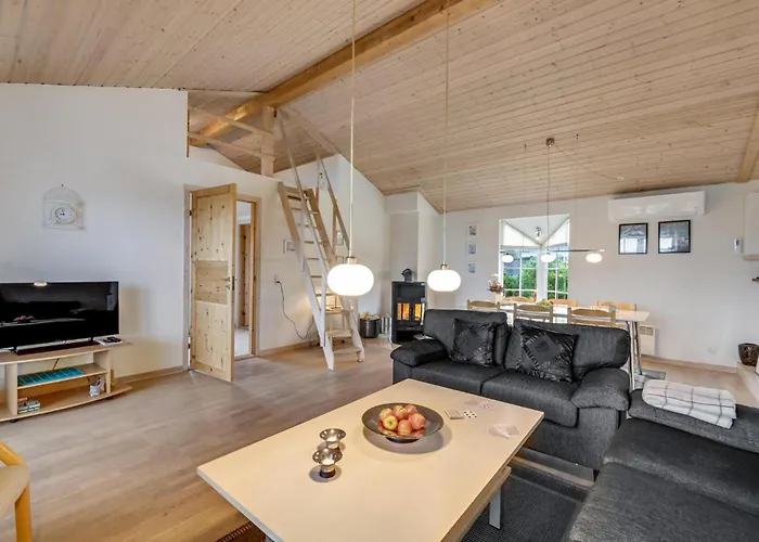 Ferienhaus Gorgeous In With Wifi